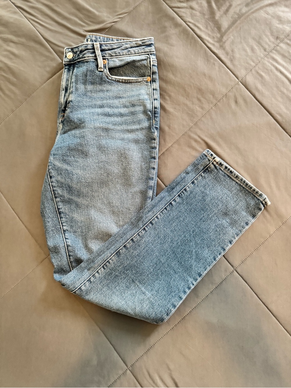 American Eagle Outfitters Classic Light Wash Skinny Jeans